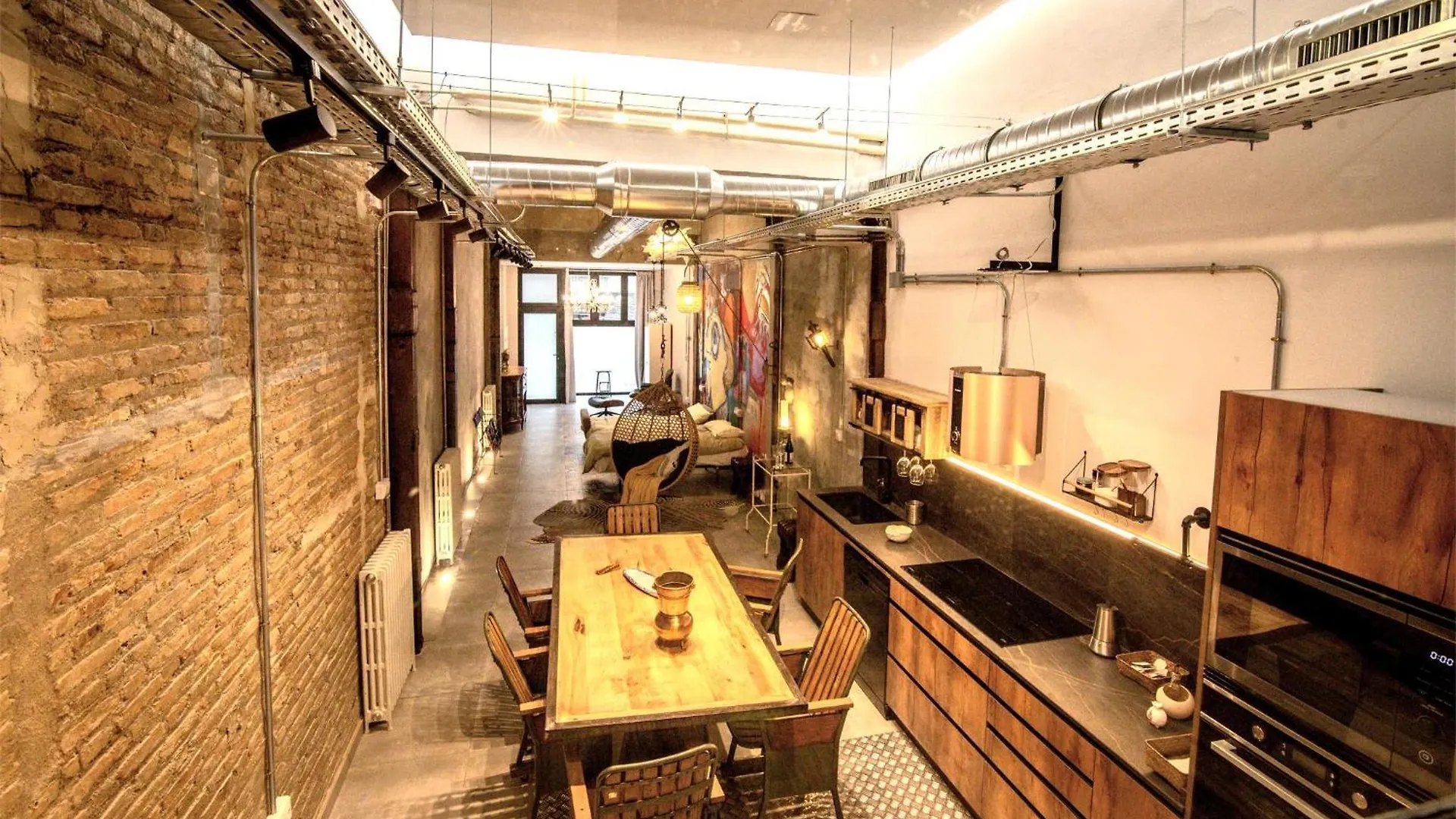 Loft Artistico Centro kontakter